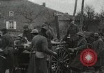 Standbild USA Soldaten Frankreich, 1918, aus Sekunde 9 historischem Filmmaterial Videoclip 65675021973