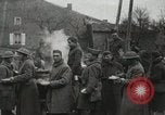 Standbild USA Soldaten Frankreich, 1918, aus Sekunde 21 historischem Filmmaterial Videoclip 65675021973
