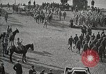 Standbild American unbekannten Soldaten geehrt in Frankreich und transportiert nach Amerika Frankreich, 1921, aus Sekunde 15 historischem Filmmaterial Videoclip 65675021987
