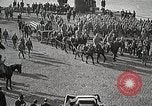 Standbild American unbekannten Soldaten geehrt in Frankreich und transportiert nach Amerika Frankreich, 1921, aus Sekunde 24 historischem Filmmaterial Videoclip 65675021987