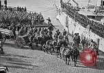 Standbild American unbekannten Soldaten geehrt in Frankreich und transportiert nach Amerika Frankreich, 1921, aus Sekunde 30 historischem Filmmaterial Videoclip 65675021987
