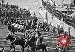 Standbild American unbekannten Soldaten geehrt in Frankreich und transportiert nach Amerika Frankreich, 1921, aus Sekunde 35 historischem Filmmaterial Videoclip 65675021987