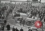 Standbild American unbekannten Soldaten geehrt in Frankreich und transportiert nach Amerika Frankreich, 1921, aus Sekunde 45 historischem Filmmaterial Videoclip 65675021987