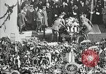 Standbild ersten Bestattung Zeremonie am Grab des Unbekannten Soldaten Arlington Virginia USA, 1921, aus Sekunde 13 historischem Filmmaterial Videoclip 65675021991