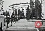 Standbild ersten Bestattung Zeremonie am Grab des Unbekannten Soldaten Arlington Virginia USA, 1921, aus Sekunde 20 historischem Filmmaterial Videoclip 65675021991