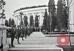 Standbild ersten Bestattung Zeremonie am Grab des Unbekannten Soldaten Arlington Virginia USA, 1921, aus Sekunde 23 historischem Filmmaterial Videoclip 65675021991