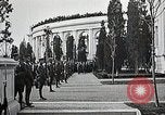 Standbild ersten Bestattung Zeremonie am Grab des Unbekannten Soldaten Arlington Virginia USA, 1921, aus Sekunde 34 historischem Filmmaterial Videoclip 65675021991