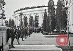 Standbild ersten Bestattung Zeremonie am Grab des Unbekannten Soldaten Arlington Virginia USA, 1921, aus Sekunde 40 historischem Filmmaterial Videoclip 65675021991