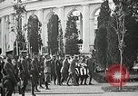 Standbild ersten Bestattung Zeremonie am Grab des Unbekannten Soldaten Arlington Virginia USA, 1921, aus Sekunde 55 historischem Filmmaterial Videoclip 65675021991