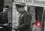 Standbild Lieutenant General James Doolittle Vereinigtes Königreich, 1944, aus Sekunde 12 historischem Filmmaterial Videoclip 65675021993