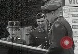 Standbild Lieutenant General James Doolittle Vereinigtes Königreich, 1944, aus Sekunde 13 historischem Filmmaterial Videoclip 65675021993