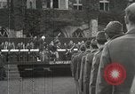 Standbild Lieutenant General James Doolittle Vereinigtes Königreich, 1944, aus Sekunde 32 historischem Filmmaterial Videoclip 65675021993