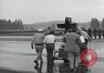 Immagine di Truppe della 44ma divisione di fanteria prendere parte in riprese di un filmato Fort Lewis Washington USA, 1954, secondo 20 filmato di repertorio 65675022005