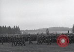 Immagine di Truppe della 44ma divisione di fanteria prendere parte in riprese di un filmato Fort Lewis Washington USA, 1954, secondo 35 filmato di repertorio 65675022005