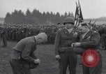 Immagine di Truppe della 44ma divisione di fanteria prendere parte in riprese di un filmato Fort Lewis Washington USA, 1954, secondo 51 filmato di repertorio 65675022005