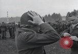 Immagine di Truppe della 44ma divisione di fanteria prendere parte in riprese di un filmato Fort Lewis Washington USA, 1954, secondo 57 filmato di repertorio 65675022005