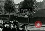 Immagine di Civili francese Parigi Francia, 1944, secondo 8 filmato di repertorio 65675022022