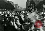 Immagine di Civili francese Parigi Francia, 1944, secondo 17 filmato di repertorio 65675022022