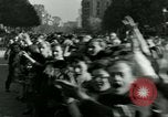 Immagine di Civili francese Parigi Francia, 1944, secondo 23 filmato di repertorio 65675022022