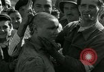 Immagine di Donna collaboratore Parigi Francia, 1944, secondo 40 filmato di repertorio 65675022025