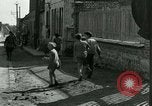 Immagine di Donna collaboratore Parigi Francia, 1944, secondo 48 filmato di repertorio 65675022025