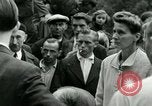 Immagine di Donne collaboratore Parigi Francia, 1944, secondo 49 filmato di repertorio 65675022027