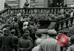 Immagine di Donne collaboratori Parigi Francia, 1944, secondo 3 filmato di repertorio 65675022029