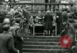 Immagine di Donne collaboratori Parigi Francia, 1944, secondo 28 filmato di repertorio 65675022029