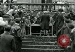 Immagine di Donne collaboratori Parigi Francia, 1944, secondo 32 filmato di repertorio 65675022029