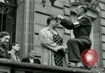 Immagine di Donne collaboratori Parigi Francia, 1944, secondo 42 filmato di repertorio 65675022029