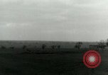 Standbild Elemente der US-Armee 7 Förderung durch Frankreich in Zweiten Weltkrieg Surbourg Elsass Frankreich, 1945, aus Sekunde 4 historischem Filmmaterial Videoclip 65675022037