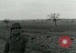 Standbild Elemente der US-Armee 7 Förderung durch Frankreich in Zweiten Weltkrieg Surbourg Elsass Frankreich, 1945, aus Sekunde 59 historischem Filmmaterial Videoclip 65675022037