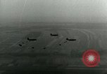 Standbild 17 Airborne Division Chalons Frankreich, 1945, aus Sekunde 6 historischem Filmmaterial Videoclip 65675022039