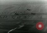 Standbild 17 Airborne Division Chalons Frankreich, 1945, aus Sekunde 27 historischem Filmmaterial Videoclip 65675022039