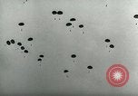 Standbild 17 Airborne Division Chalons Frankreich, 1945, aus Sekunde 8 historischem Filmmaterial Videoclip 65675022040