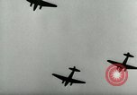 Standbild 17 Airborne Division Chalons Frankreich, 1945, aus Sekunde 40 historischem Filmmaterial Videoclip 65675022040
