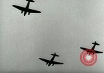 Standbild 17 Airborne Division Chalons Frankreich, 1945, aus Sekunde 41 historischem Filmmaterial Videoclip 65675022040