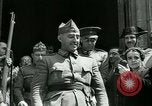 Standbild General Francisco Franco Burgos Spanien, 1937, aus Sekunde 10 historischem Filmmaterial Videoclip 65675022046
