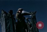Standbild britischen Offiziere Atlantik, 1944, aus Sekunde 17 historischem Filmmaterial Videoclip 65675022052