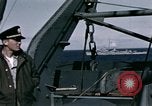 Standbild britischen Offiziere Atlantik, 1944, aus Sekunde 20 historischem Filmmaterial Videoclip 65675022052