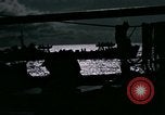 Standbild britischen Offiziere Atlantik, 1944, aus Sekunde 44 historischem Filmmaterial Videoclip 65675022052