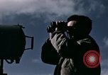 Standbild britischen Offiziere Atlantik, 1944, aus Sekunde 56 historischem Filmmaterial Videoclip 65675022052