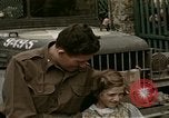 Standbild französische Städte post-Invasion Frankreich, 1944, aus Sekunde 21 historischem Filmmaterial Videoclip 65675022060