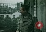 Standbild französische Städte post-Invasion Frankreich, 1944, aus Sekunde 42 historischem Filmmaterial Videoclip 65675022060