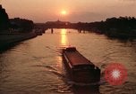 Standbild Grand Palais Paris Frankreich, 1969, aus Sekunde 58 historischem Filmmaterial Videoclip 65675022080