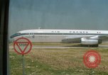 Standbild Pan American Airways Paris Frankreich, 1969, aus Sekunde 3 historischem Filmmaterial Videoclip 65675022083