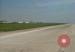 Standbild Pan American Airways Paris Frankreich, 1969, aus Sekunde 50 historischem Filmmaterial Videoclip 65675022083