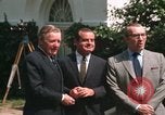 Standbild Richard Nixon Washington DC USA, 1969, aus Sekunde 35 historischem Filmmaterial Videoclip 65675022084