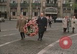 Standbild National Monument Amsterdam Niederlande, 1969, aus Sekunde 6 historischem Filmmaterial Videoclip 65675022087
