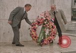 Standbild National Monument Amsterdam Niederlande, 1969, aus Sekunde 33 historischem Filmmaterial Videoclip 65675022087